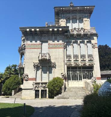 Servizio private taxi NCC per matrimoni a Cernobbio sul Lago di Como